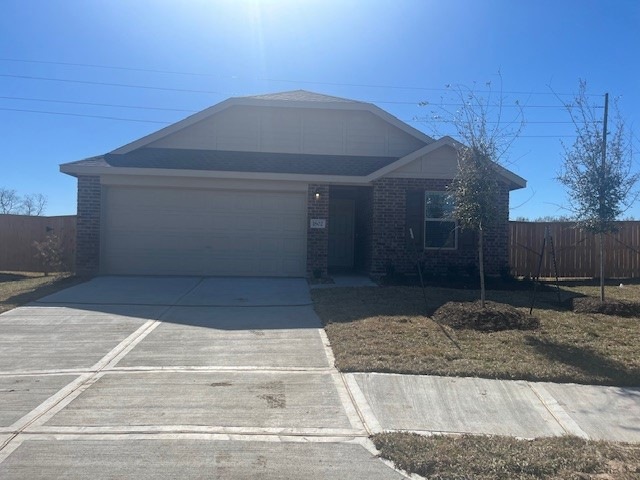 1802 Weeping Hollow Dr, Rosenberg, TX 77471 - photo 1