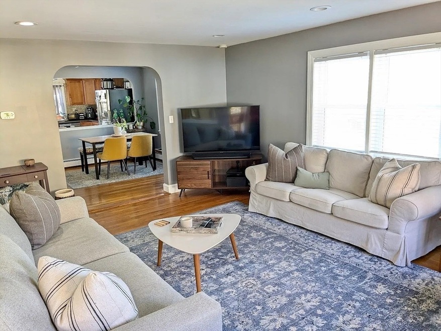 161 Webster St unit 1, Malden, MA 02148 - photo 1