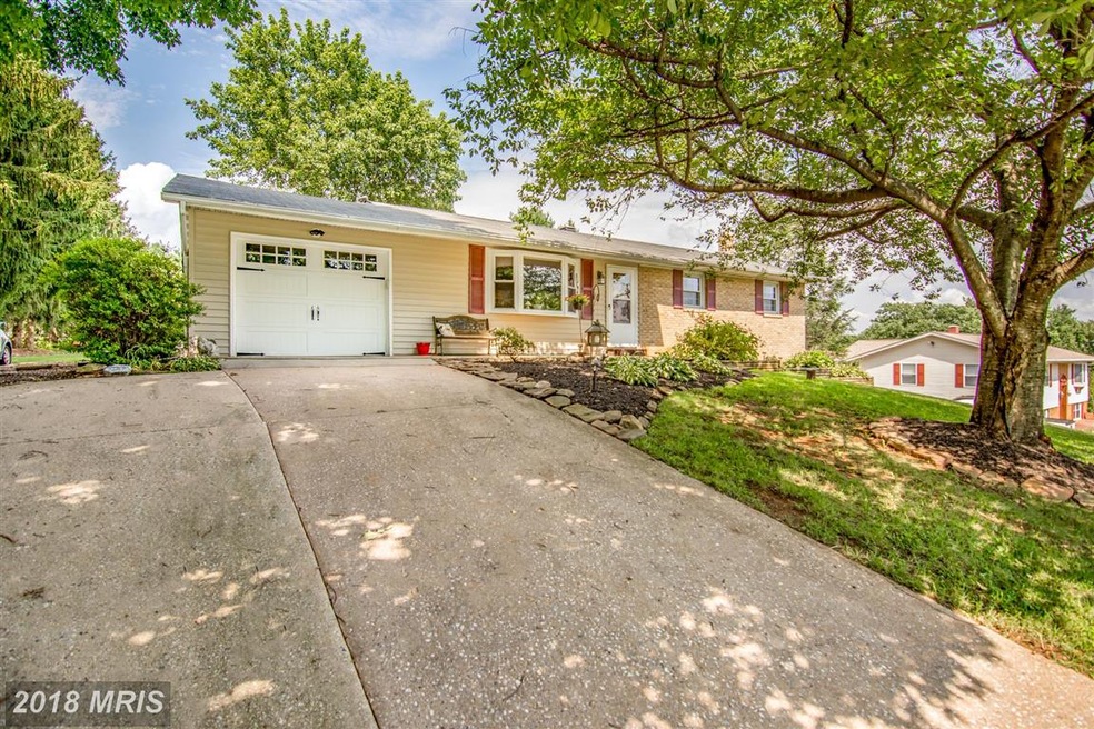 4421 Bartholow Rd, Sykesville, MD 21784 - photo 1