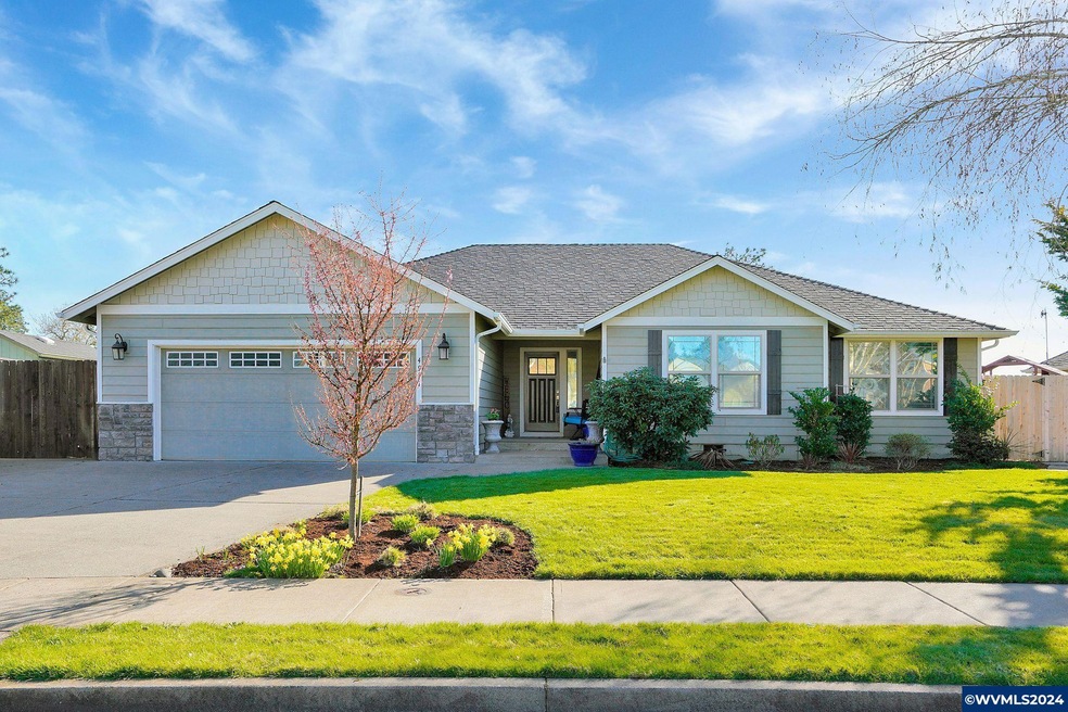 Sold $565,000 • Co-Listing Agent