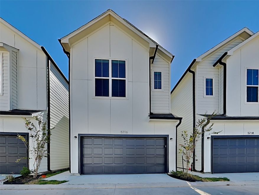 5750 Quinn Landing Rd, Houston, TN 77091 - photo 1