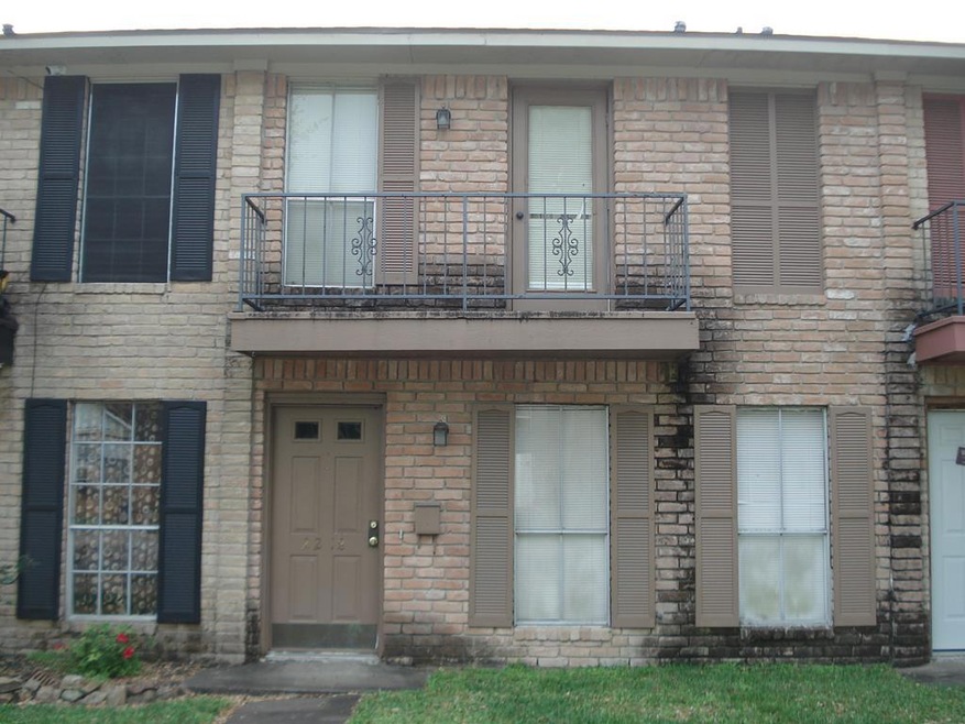 2218 Cypress Ave, Bay City, TX 77414 - photo 1