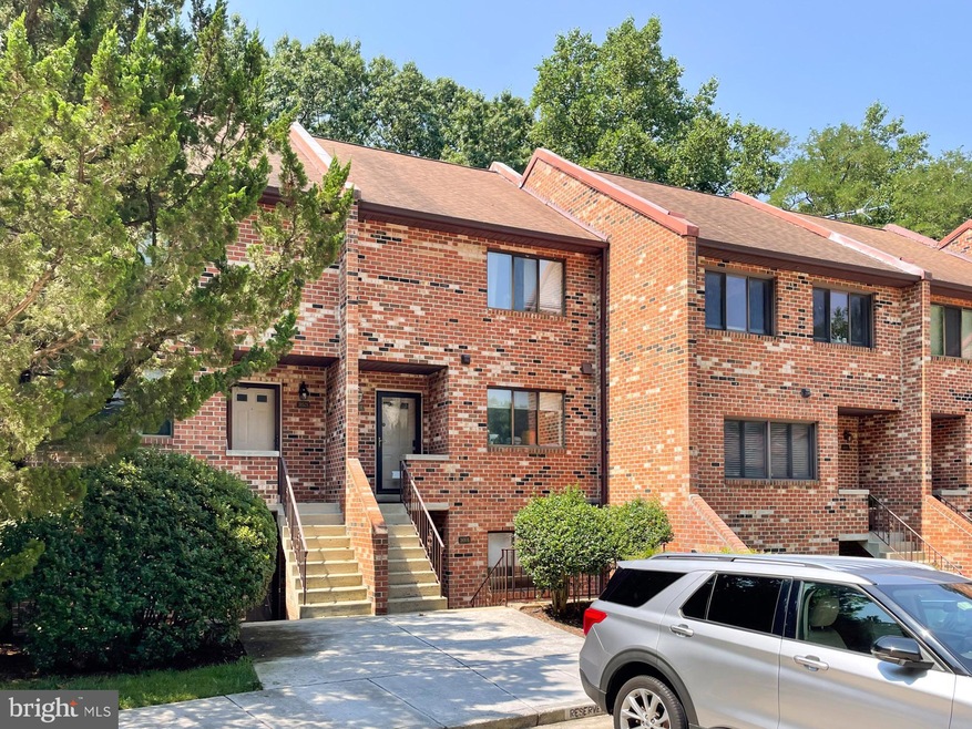 3850B Steppes Ct unit 3850B, Falls Church, VA 22041 - photo 1