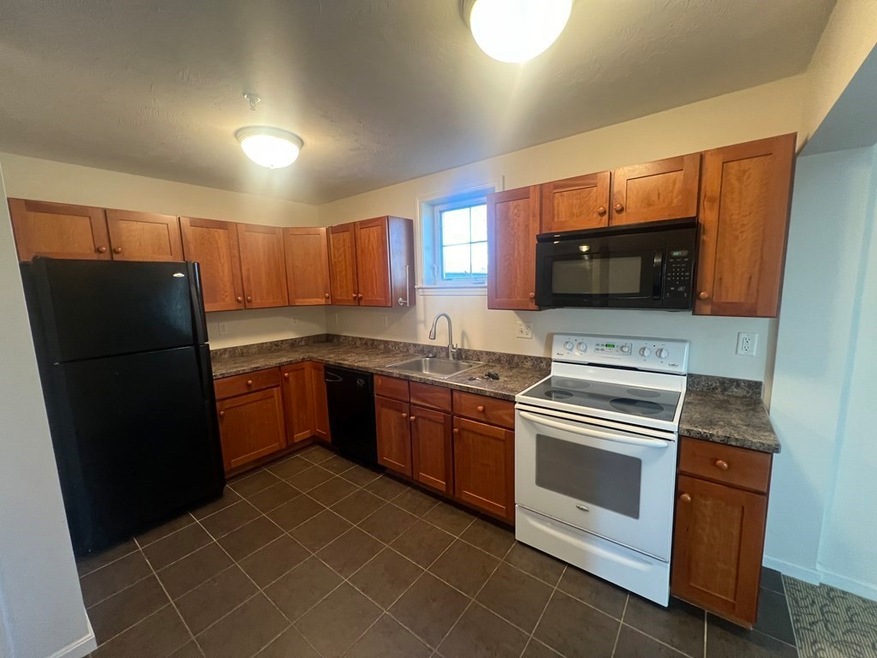 249 Main St unit 2-1, Rutland, MA 01543 - photo 1