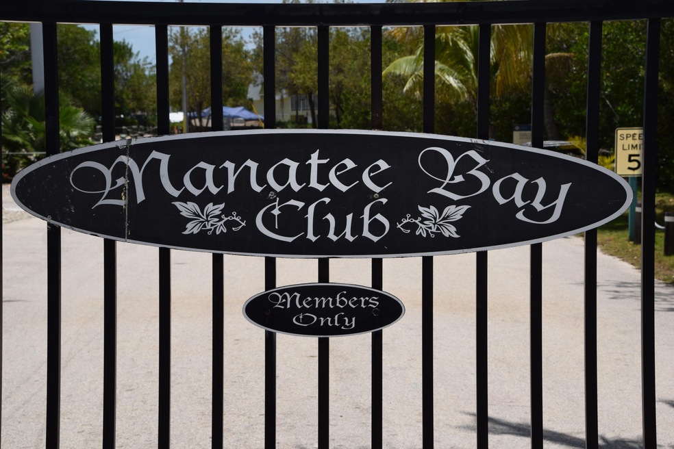Manatee Bay Club