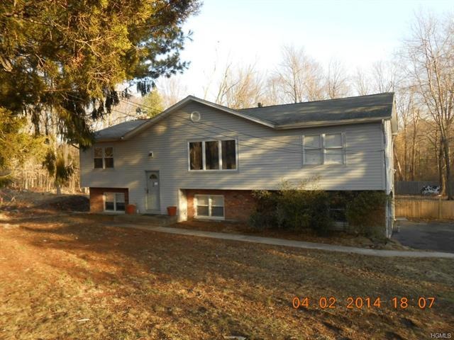 174 Buena Vista Rd, New City, NY 10956 - photo 1