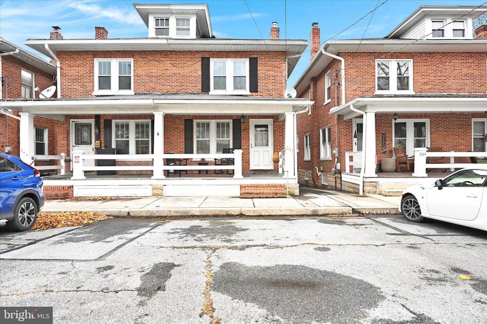 341 W Donegal St, Mount Joy, PA 17552 - photo 1