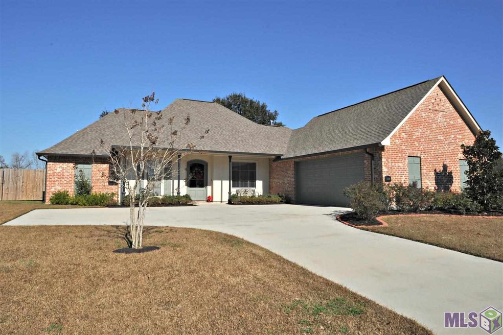 Like new home in Renaissance Subdivision located i