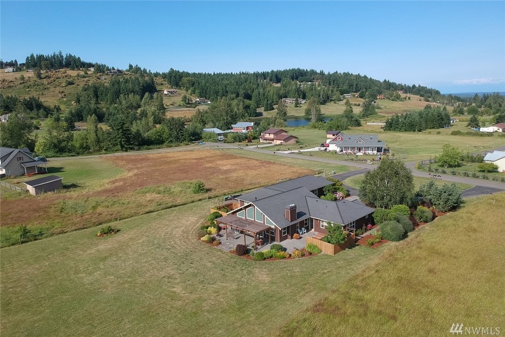 143 Lakeview Dr, Sequim, WA 98382 - photo 1