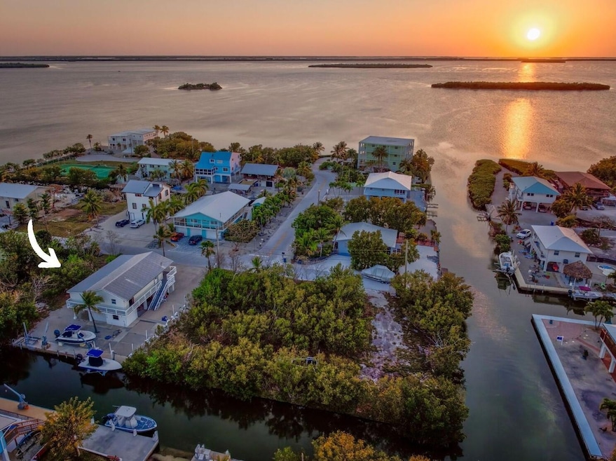 Sunset aerial, arrow