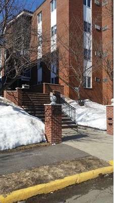 31 Lodgen Ct unit 1B, Malden, MA 02148 - photo 1