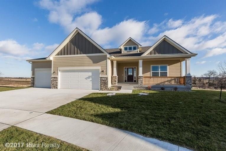 8023 NW 95th Cir, Johnston, IA 50131 - photo 1