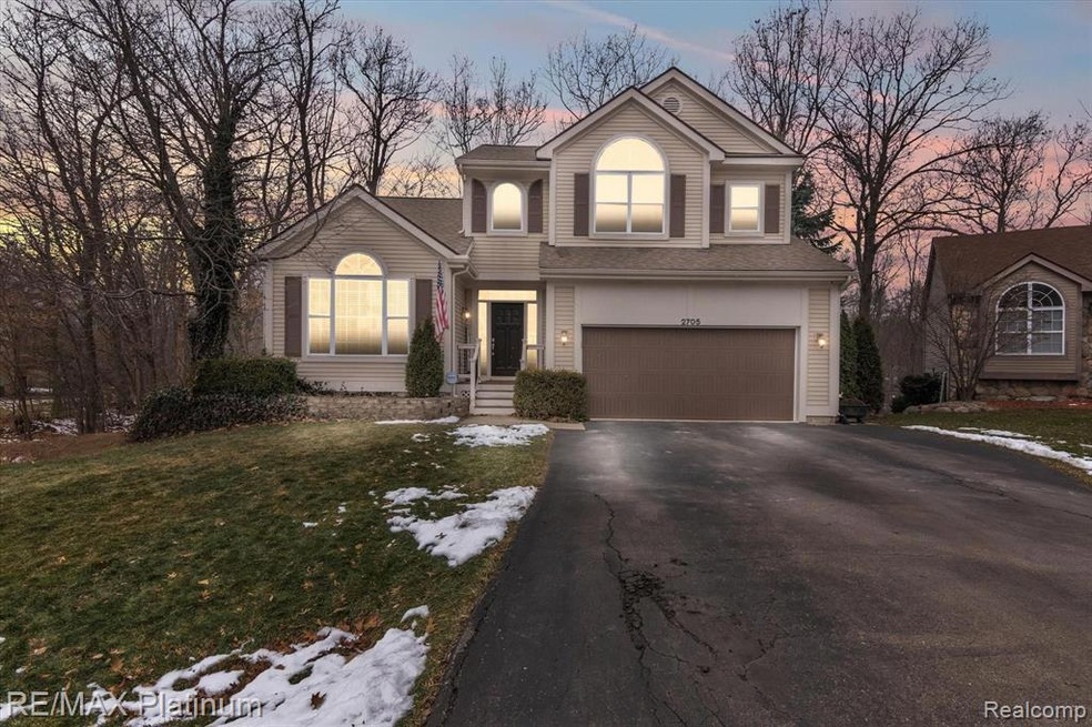 01-2705-Ravineside-Windowstill-Real-Estate-Photogr
