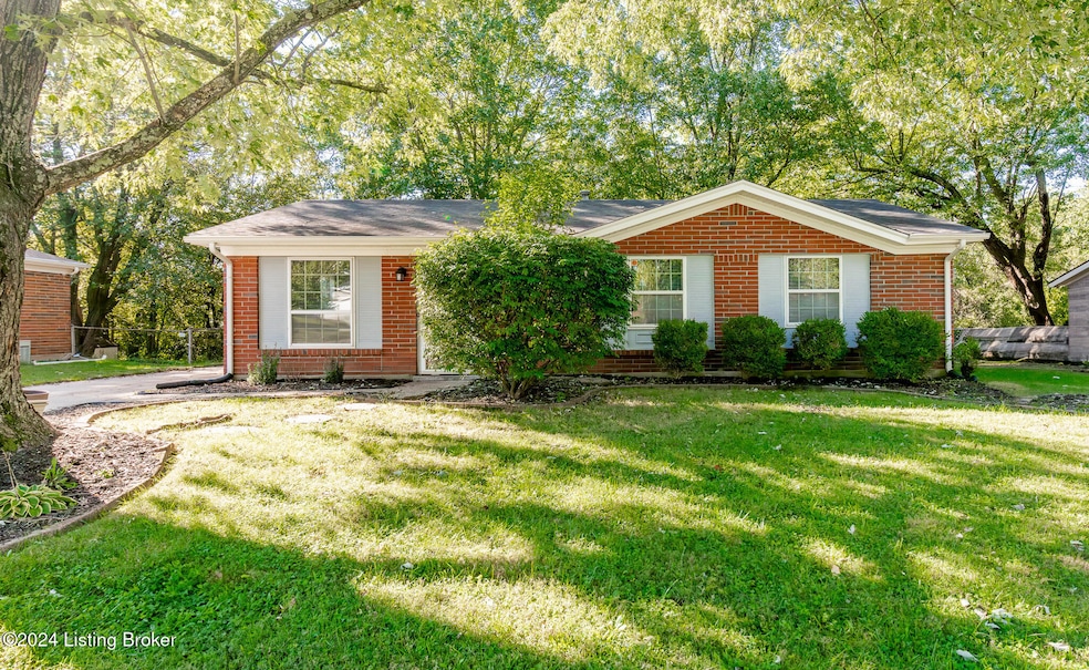 6806 Nalery Way, Louisville, KY 40228 - photo 1