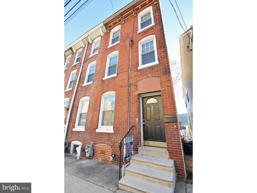 305 E Hector St, Conshohocken, PA 19428 - photo 1
