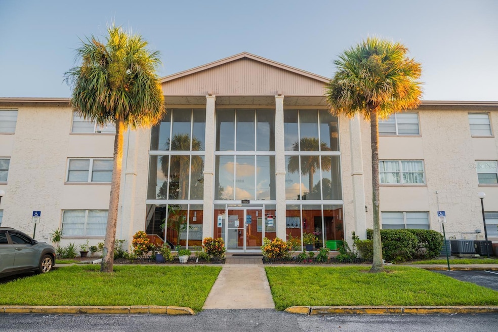 1902 Honour Rd unit 23, Orlando, FL 32839 - photo 1