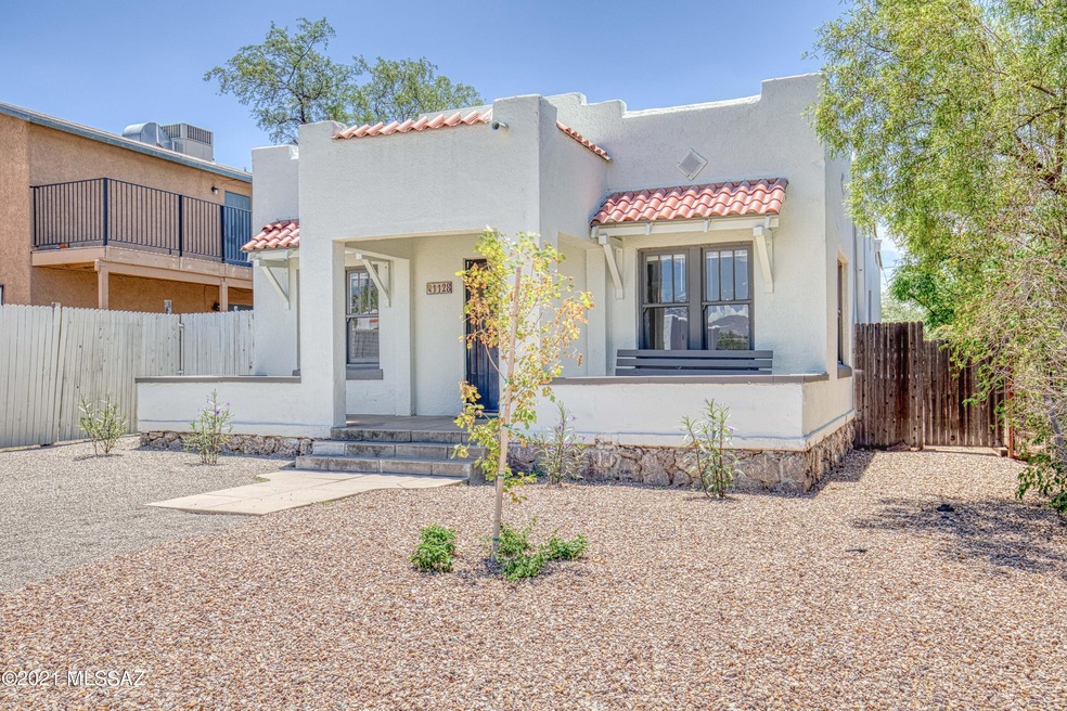 1128 E Elm-1