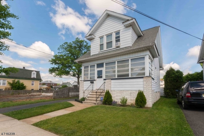 22 W Elm St, Linden, NJ 07036 - photo 1