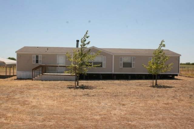 137 Hillside Dr, Troy, TX 76579 - photo 1