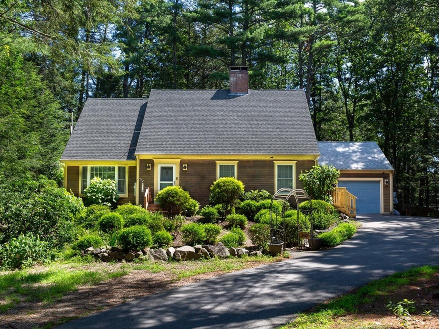 5 Hampshire Ave, Durham, NH 03824 - photo 1