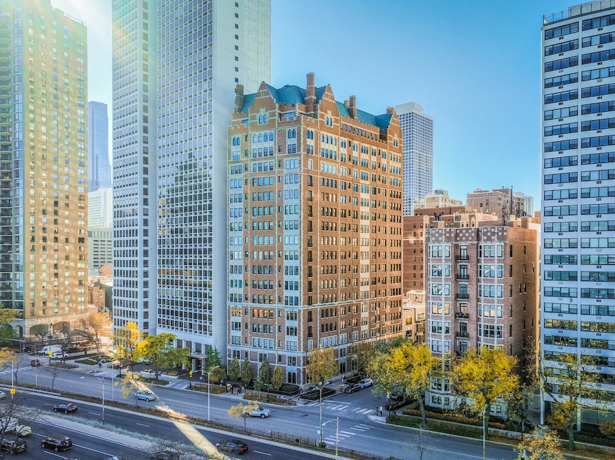 1120 N Lake Shore Dr unit 15A, Chicago, IL 60611 - photo 1