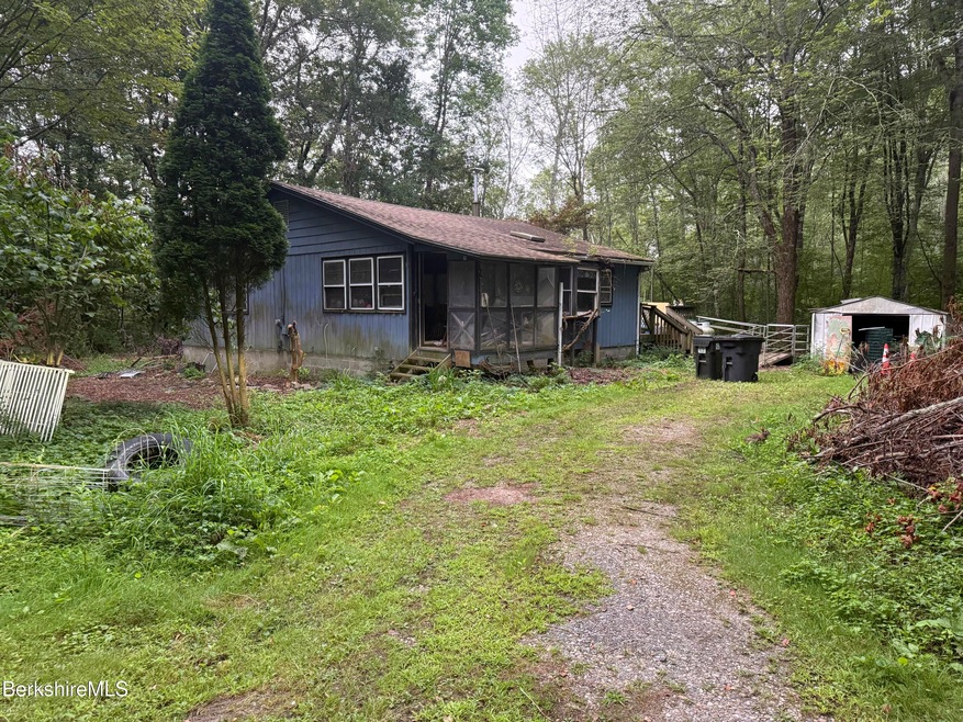 16 Lilac Ln, Sheffield, MA 01257 - photo 1