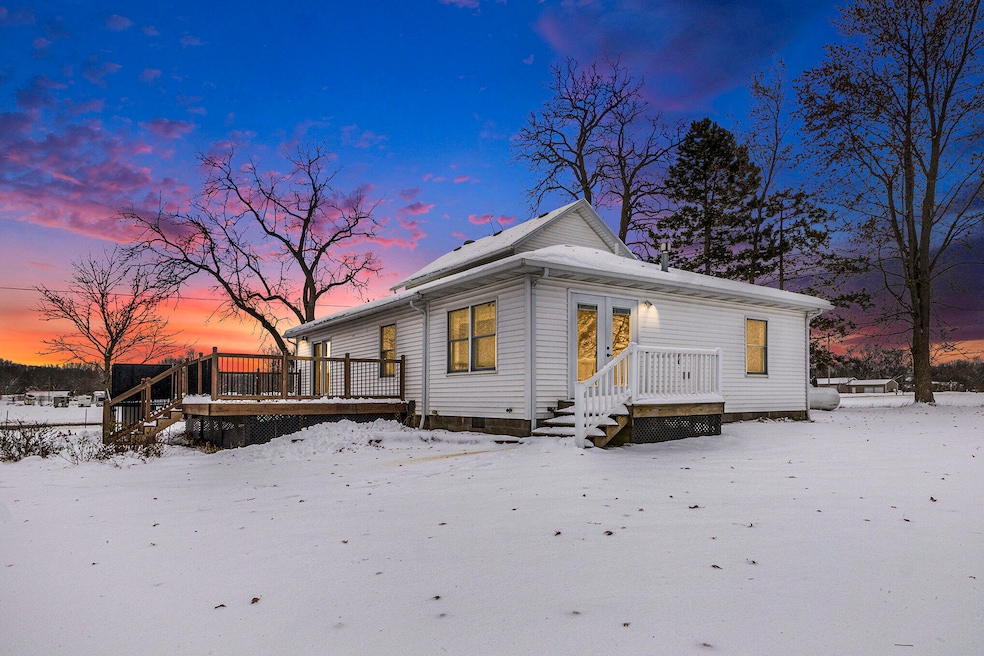 775 E Grand River Ave, Ionia, MI 48846 - photo 1