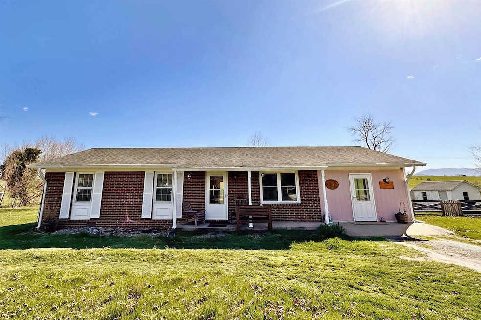 183 Samuel Rd, Luray, VA 22835 - photo 1