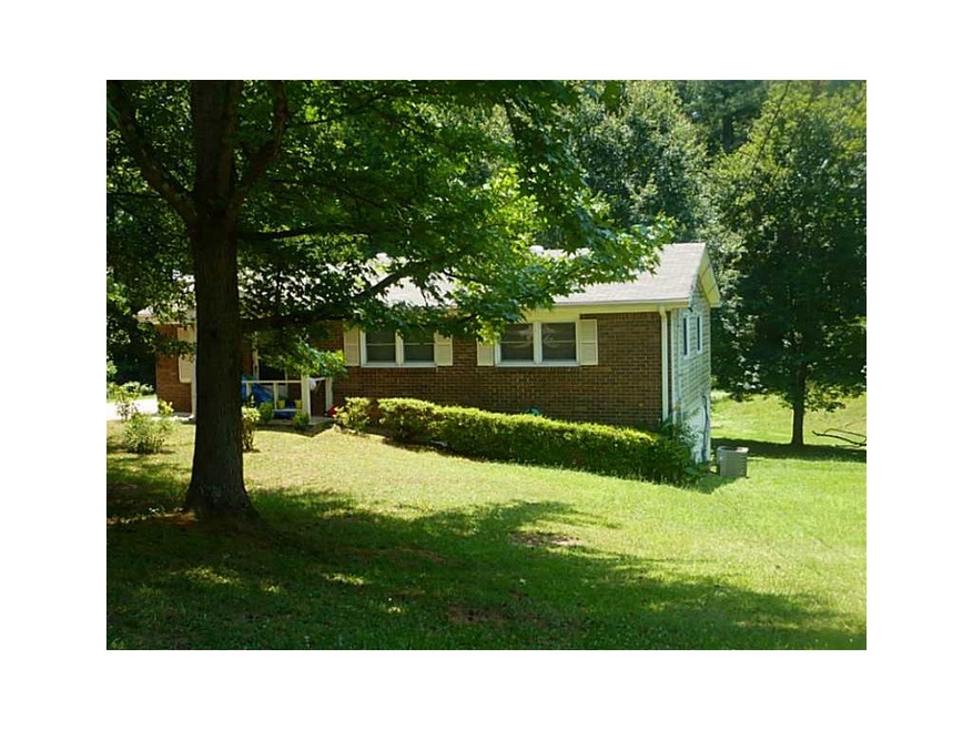 4111 Faye Ct, Austell, GA 30106 - photo 1