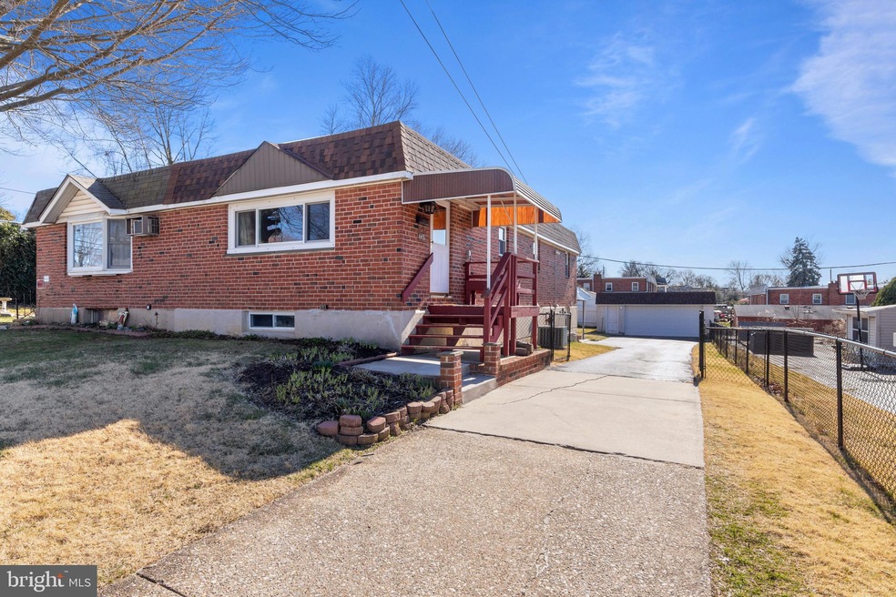 605 Turf Ln, Conshohocken, PA 19428 - photo 1