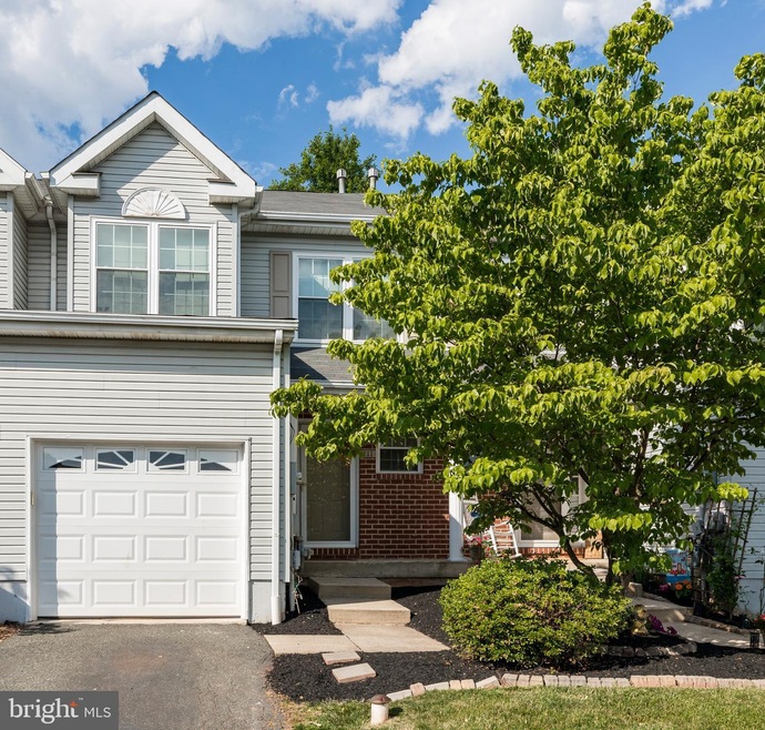 111 Regal Ct unit 113, Royersford, PA 19468 - photo 1