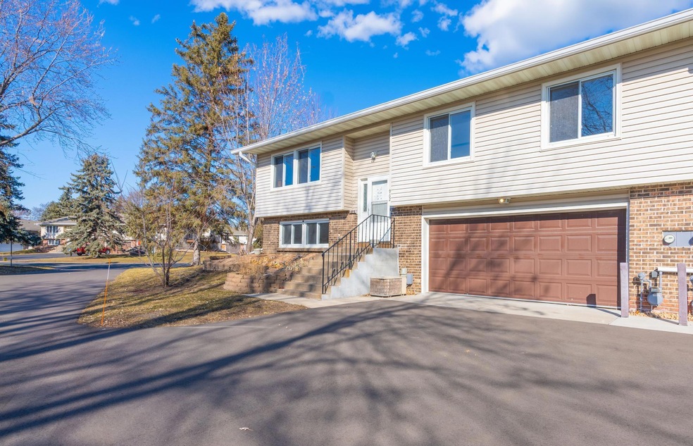 Sold $250,000 • Co-Listing Agent