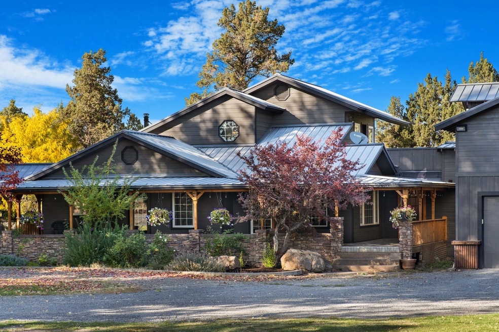 61290 Obernolte Rd, Bend, OR 97701 - photo 1