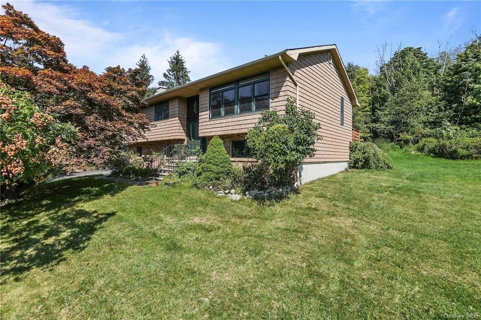 37 Carol Dr, Monroe, NY 10950 - photo 1