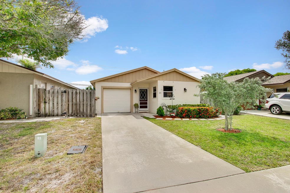 141 E Riverside Dr Jupiter FL-large-001-