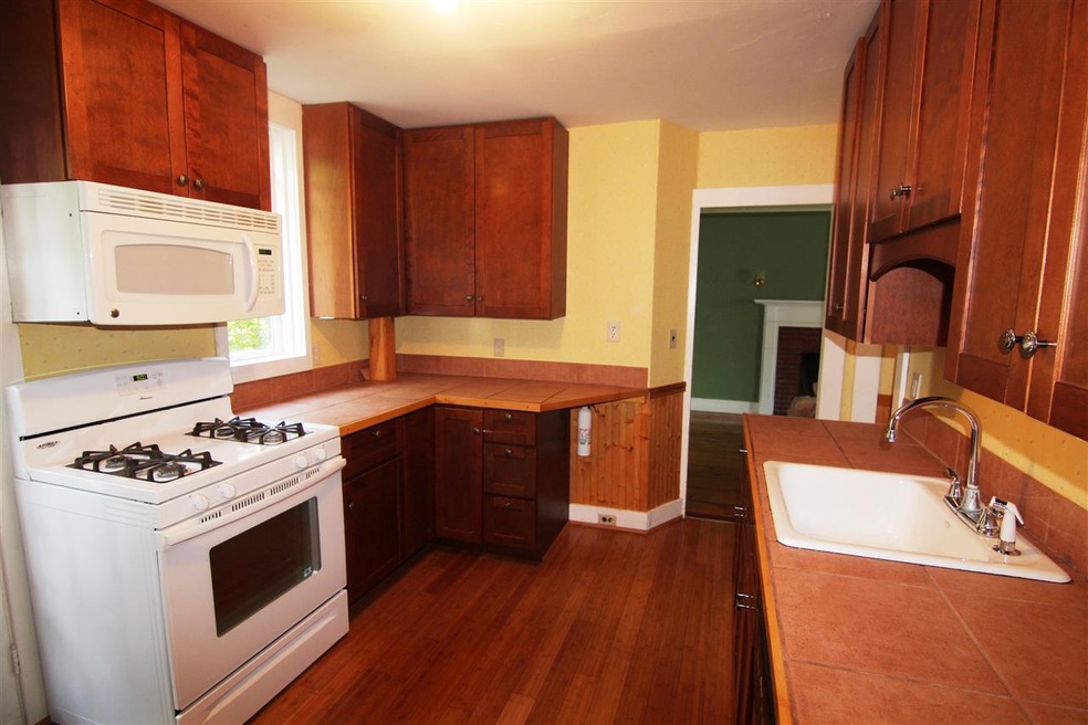 9 Gilson Farm Ln, Hartland, VT 05048 - photo 1