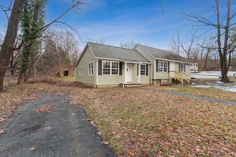 3 Sky Top Dr unit 2, Wappingers Falls, NY 12590 - photo 1