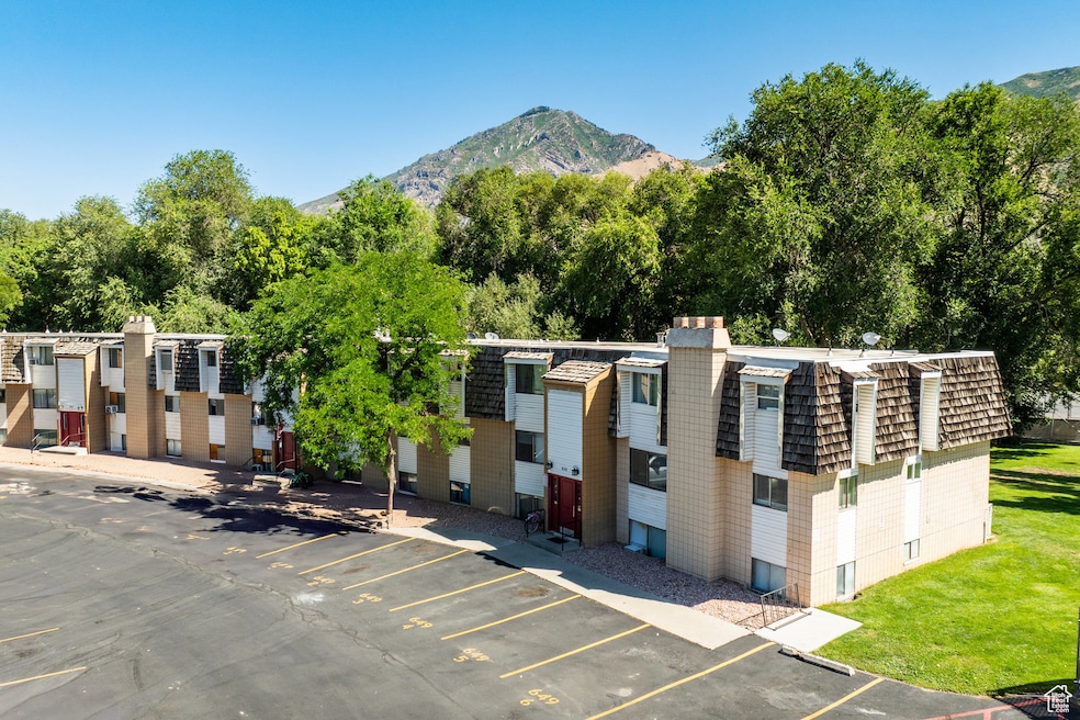 Under Contract $230,000