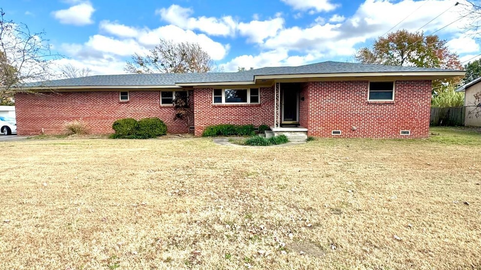 1600 S 9th St, McAlester, OK 74501 - photo 1