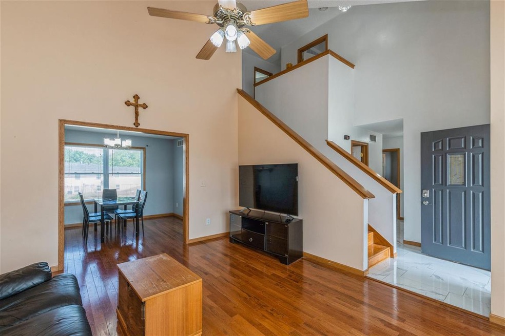 2836 W 63rd St, Davenport, IA 52806 - photo 1