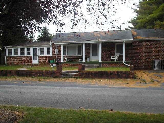 1216 North Ave, Waynesboro, VA 22980 - photo 1