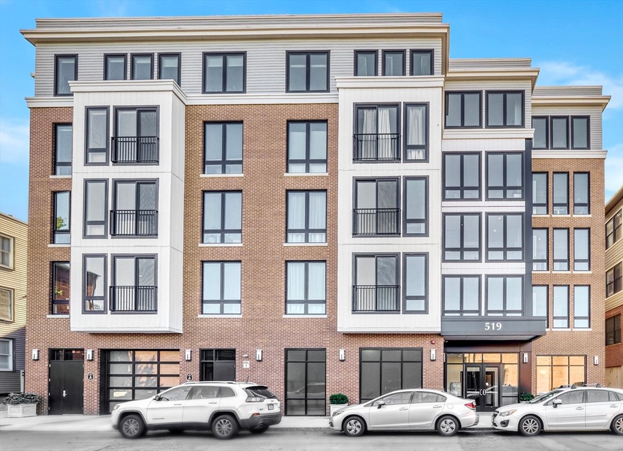 515 E 2nd St unit 204, Boston, MA 02127 - photo 1