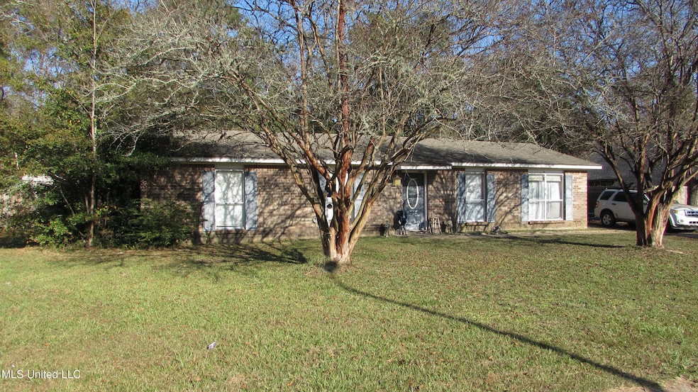 925 Sweetgum Dr, Gulfport, MS 39503 - photo 1