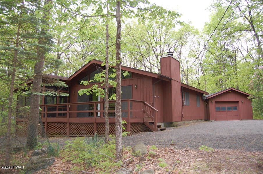 801 Granite Ct, Lords Valley, PA 18428 - photo 1