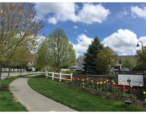 40 Seven Springs Ln unit B, Burlington, MA 01803 - photo 1