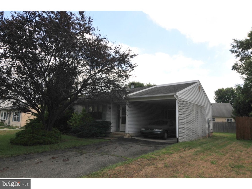 106 Diminish Dr, Newark, DE 19713 - photo 1