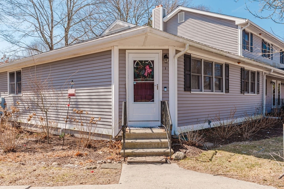 447 Stafford Rd unit B1, Tiverton, RI 02878 - photo 1