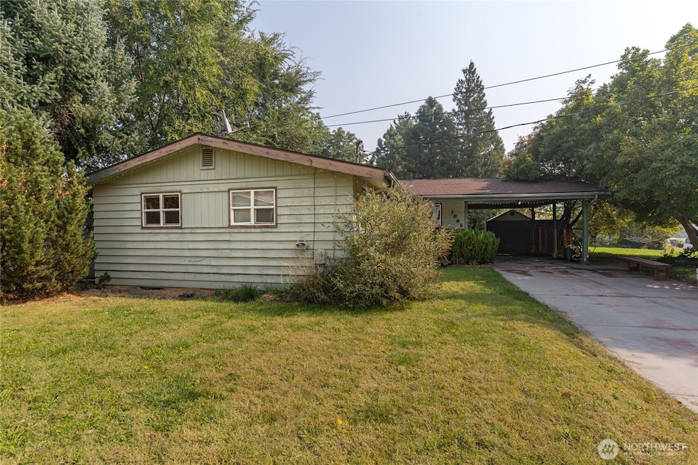 1005 Vista Place, Wenatchee, WA 98801 - photo 1