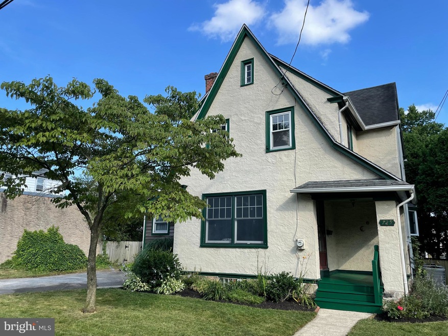 725 Aubrey Ave, Ardmore, PA 19003 - photo 1