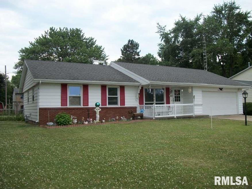 1312 Feldman Dr, Lincoln, IL 62656 - photo 1